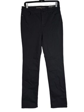 Chico’s SO LIFTING Slim Leg Pants Black Size 0 / 4 NWT Pockets Stretch